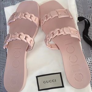 Gucci slides - women. Size 8. Rose gold